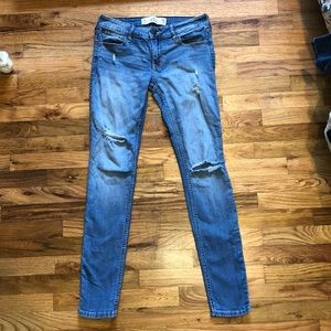 Hollister light wash jeans